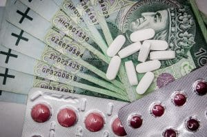 Medicamentos de marca asumen el impacto de la bajada de precios